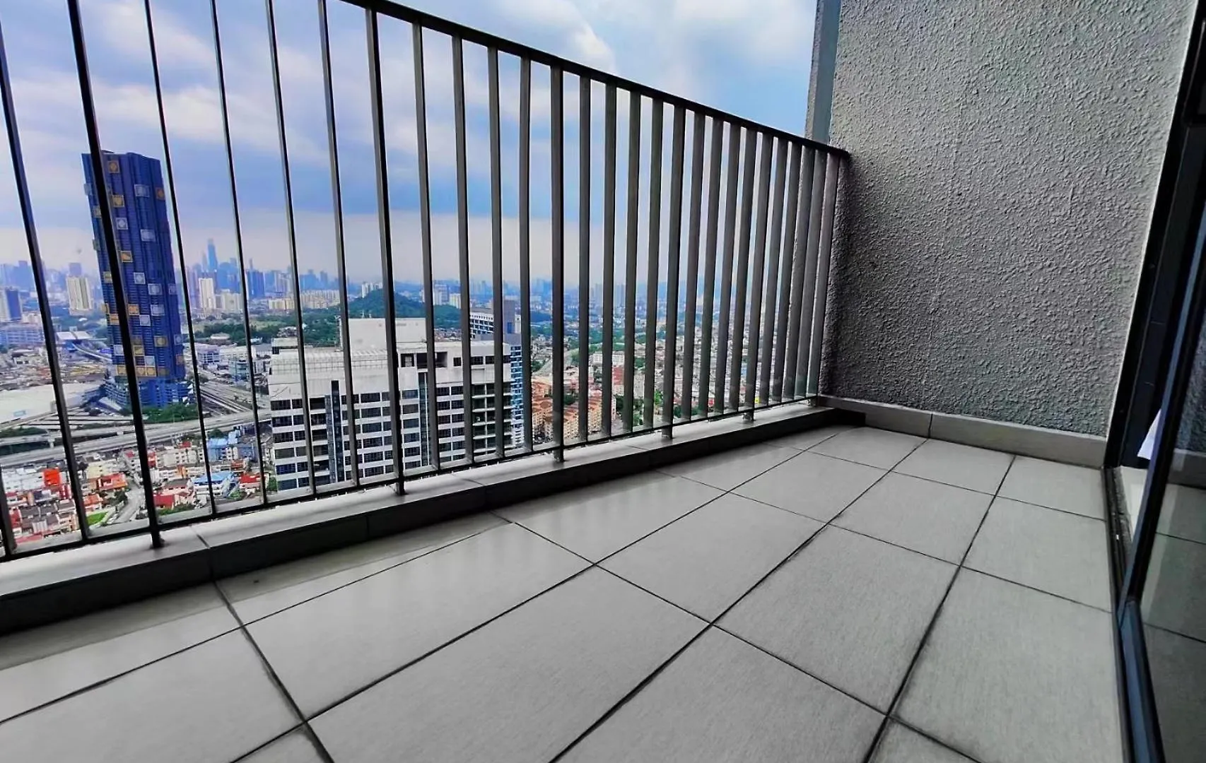 Eko Cheras Mall Duplex 双阳台 Kuala Lumpur Mrt & 精品loft 0*,  Malezya
